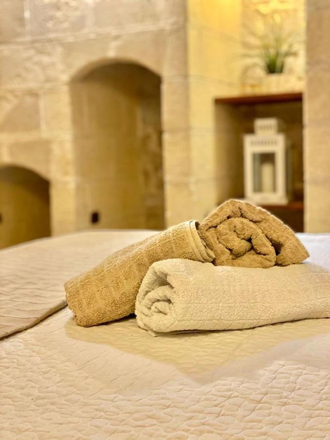 Suite Arco 166 Stanza Privata Трани Экстерьер фото